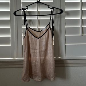 Top shiny pink/nude with black laces